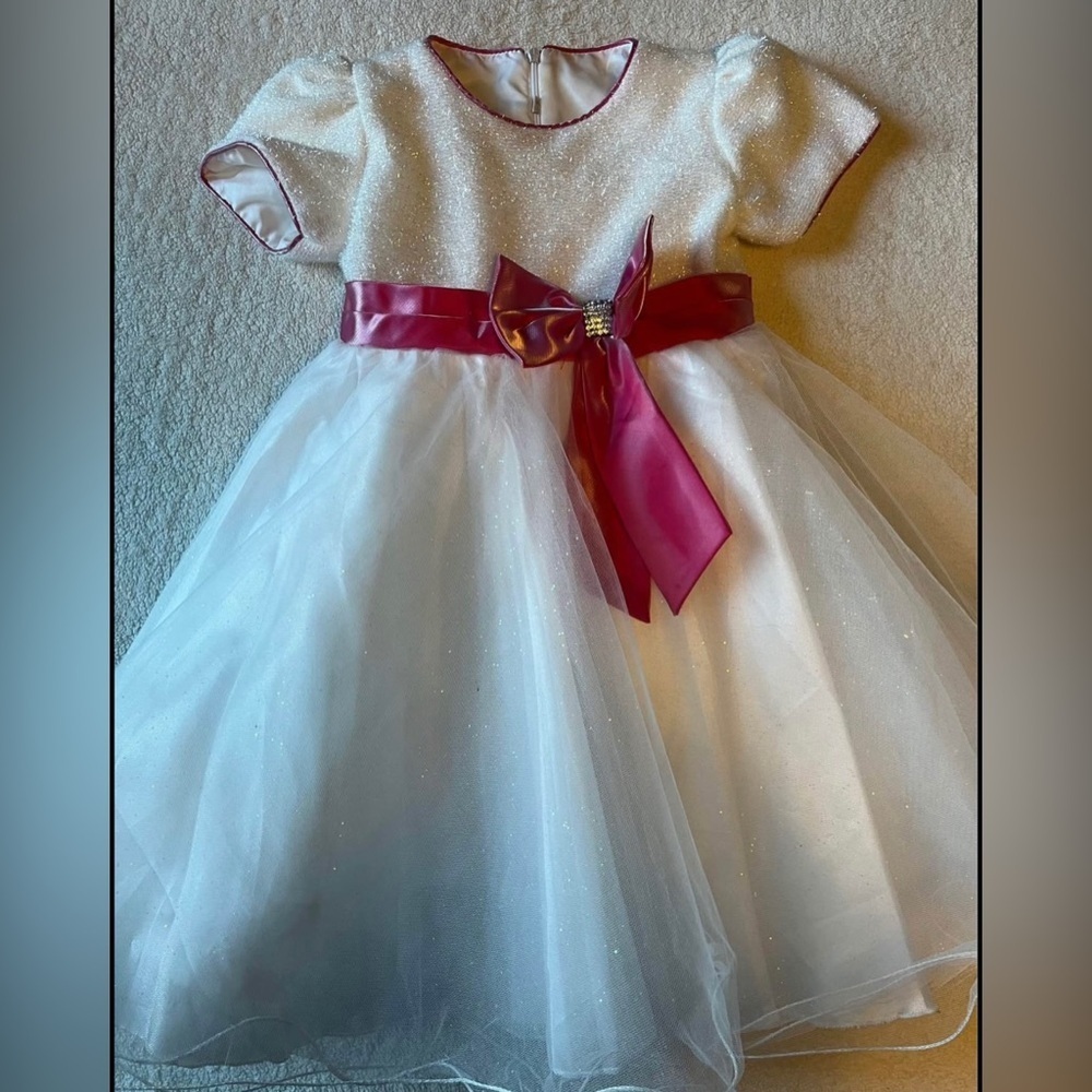Fancy Christmas/Holidays Dress, frosty white with pink satin bow. Girls Sz 8